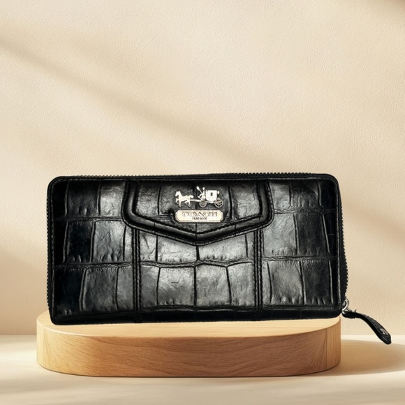 Coach Madison Embossed Croc Zip-Around Wallet #43491 — Black — Excellent Used - Picture 1 of 5